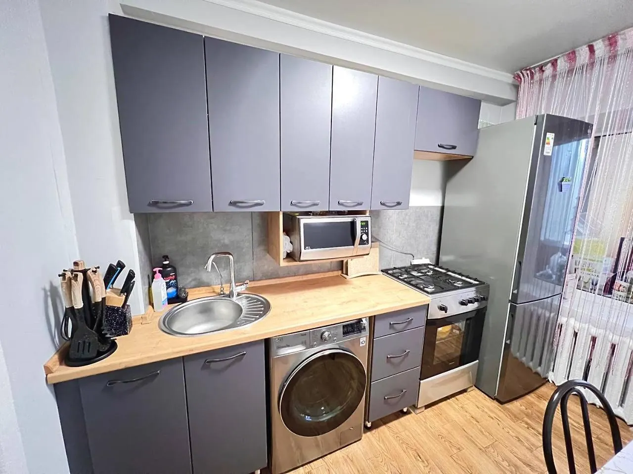 Apartment Уютная Двухкомнатная Квартира В Центре Рядом С Трц Мега И Атакент И Ботанический Сад Идеально Для Туриста И Командированного Almaty Kasachstan